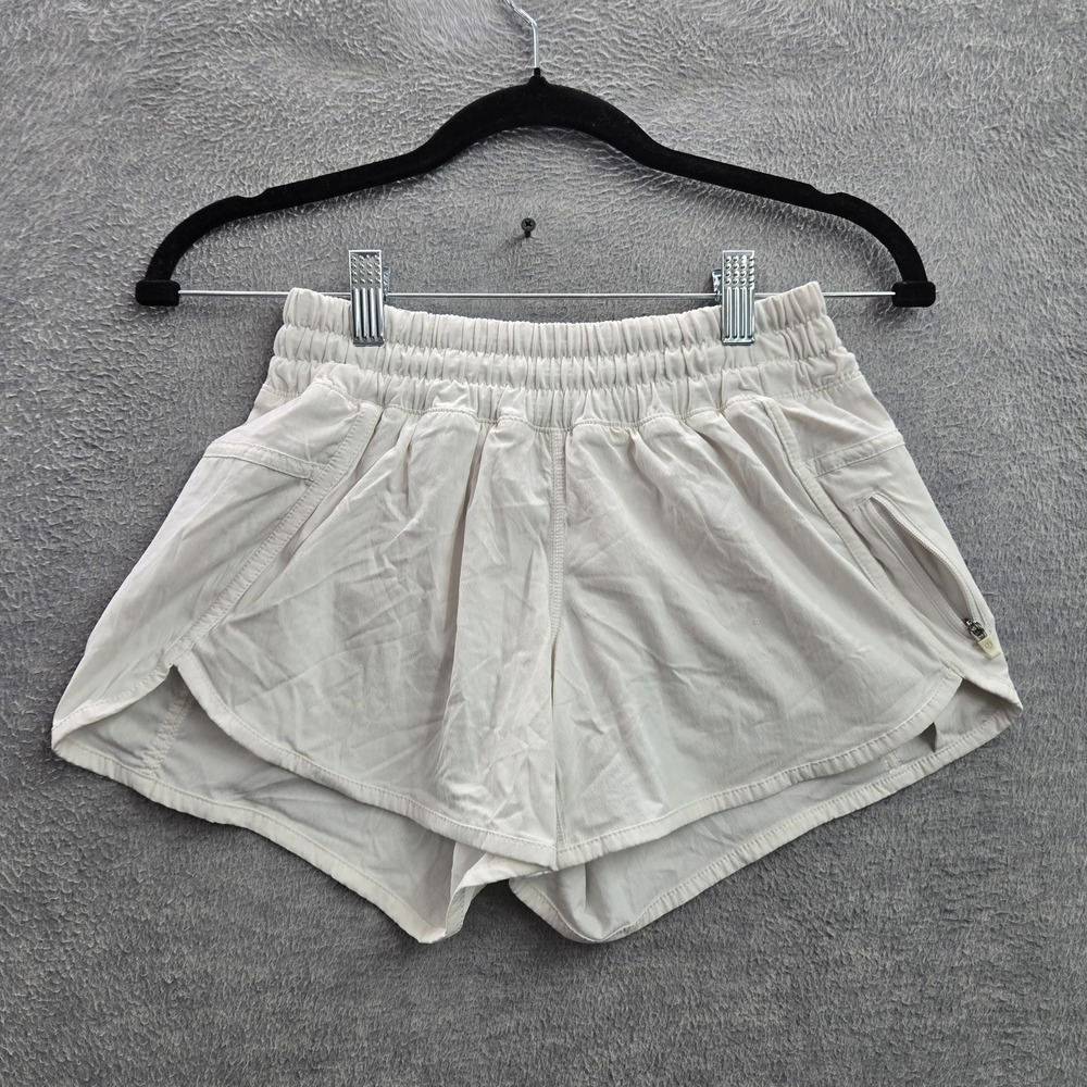 Lululemon Women Activewear Shorts 4 White Tracker Logo 4" Inseam‎
